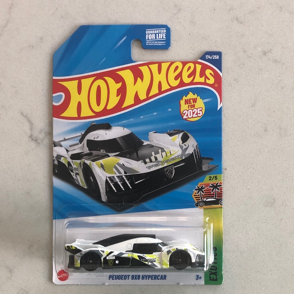 Mattel Hot Wheels Peugeot 9X8 Hypercar - White, Black, Green